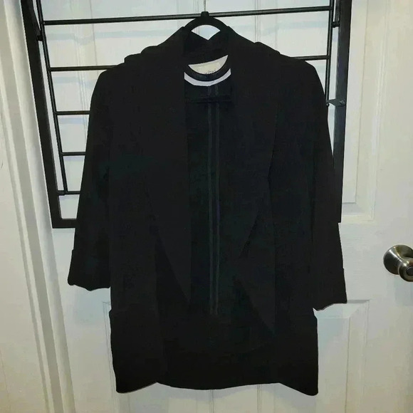 aritzia wilfred chevalier draped open tuxedo blazer black size 2 - Picture 4 of 9
